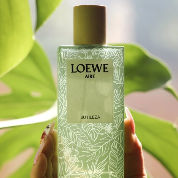 Tổng quan về mùi hương của Loewe Aire A Mi Aire EDT