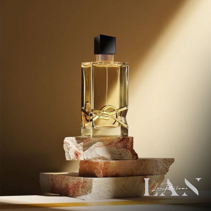 Điểm nổi bật trong thiết kế của YSL Libre EDP