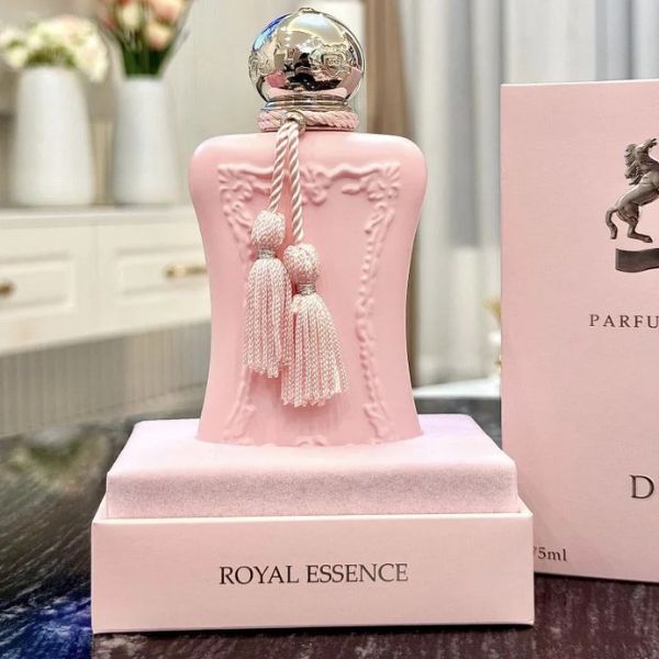 Thiết kế chai Delina Royal Essence EDP