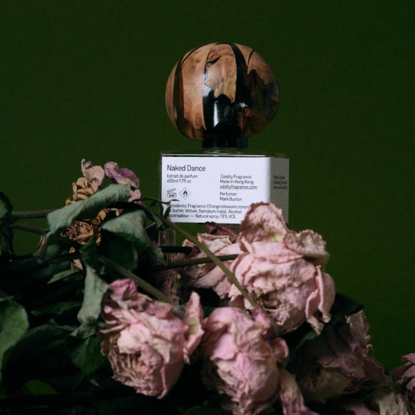 Tổng quan Oddity Naked Dance