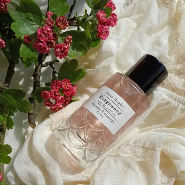 Mùi hương của Maison Rebatchi Rougewood Mùi hương của Maison Rebatchi Rougewood